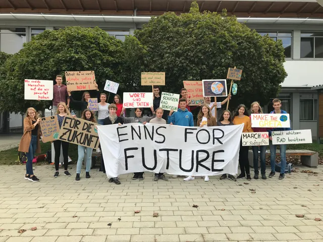 Earth strike in Linz